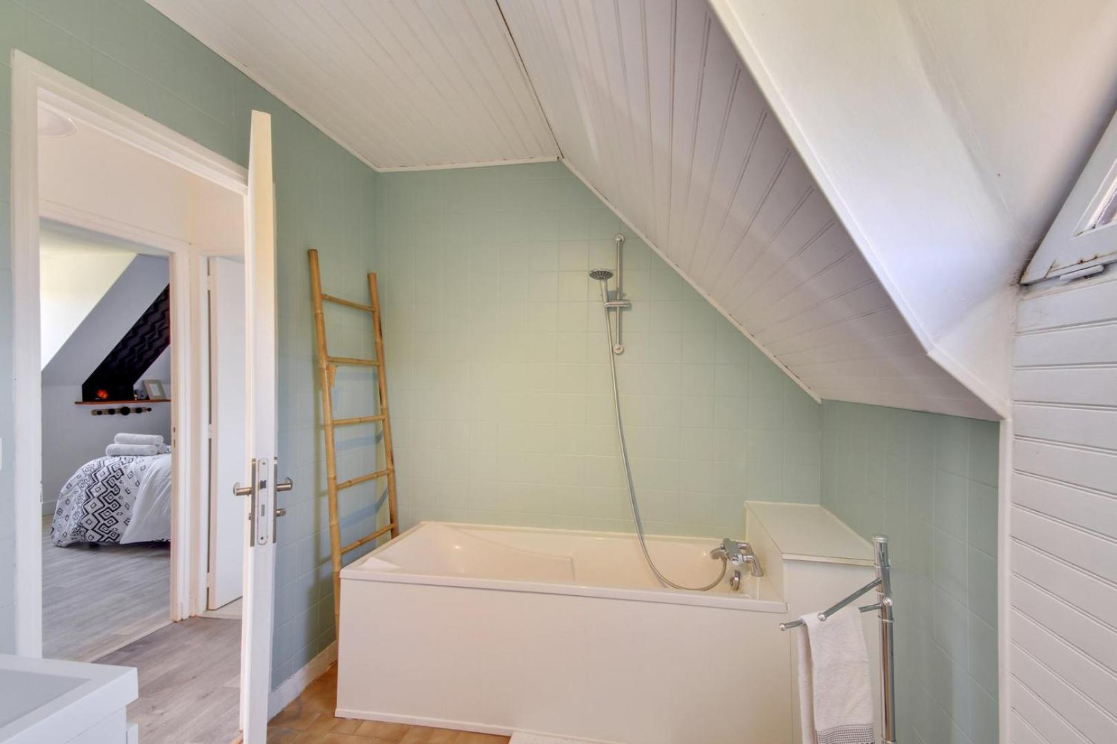 Authentique Demeure Familiale A Neuilly-Sur-Marne Hotel Bagian luar foto