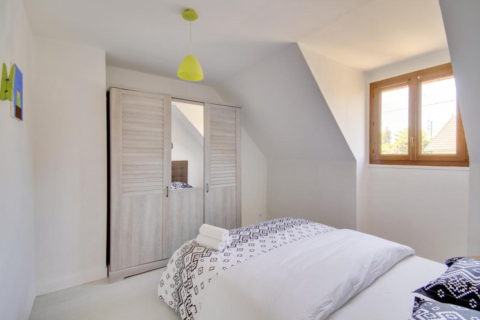 Authentique Demeure Familiale A Neuilly-Sur-Marne Hotel Bagian luar foto